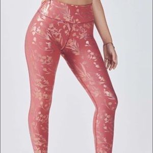 Fabletics leggings pink w/ metallic floral pattern